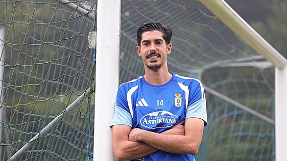 Real Oviedo: la rodilla vuelve a parar a Carlos Fernández