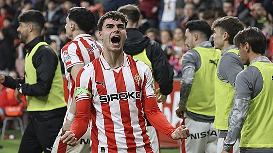 Manu Rodríguez, centrocampista del Sporting de Gijón: «Asumo con naturalidad mi crecimiento como futbolista»