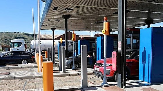 Resumen del día | Transportes se enfrenta de nuevo a Asturias: quiere meter baza en el expediente por el peaje del Huerna contra Aucalsa