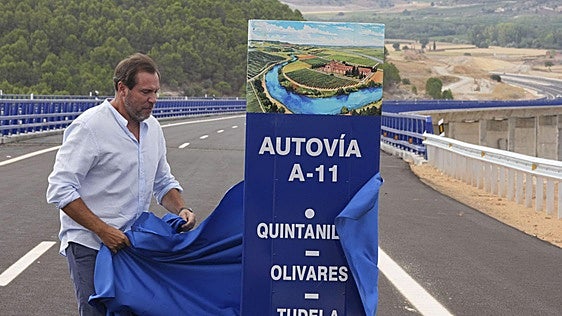 Óscar Puente no tiene prisa por quitar el peaje del Huerna: no quiere saber nada del tema hasta 2050