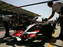 Hamilton ha conseguido el primer puesto en los entrenamientos para el Gran Premio de Turquía. /REUTERS