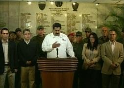 El vicepresidente, Ncolás Maduro, anuncia la muerte de Chávez. / Reuters