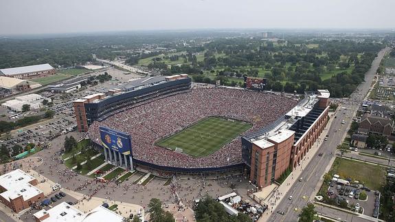 El Madrid - Manchester United estableció un nuevo récord de asistencia en las gradas de un estadio norteamericano. 