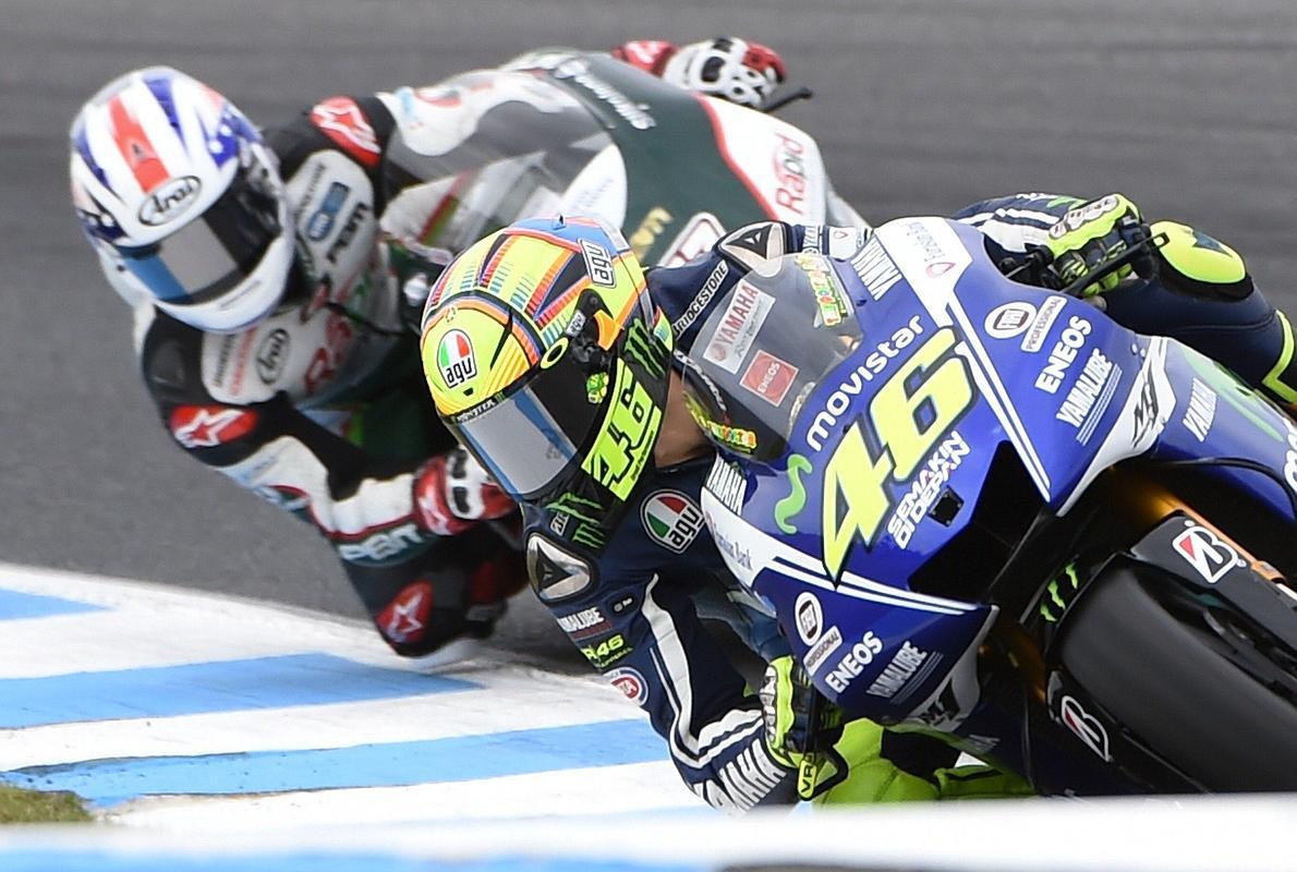 Rossi, en primer término. 