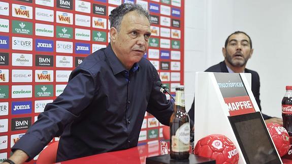 Joaquín Caparrós. 