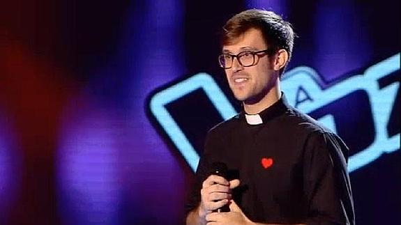El padre Damián, durante su intervención anoche en 'La Voz'. 