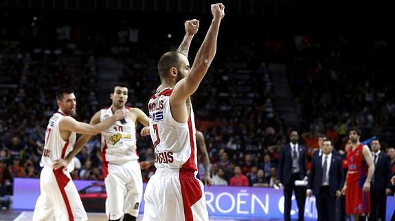 Spanoulis celebra la victoria. 