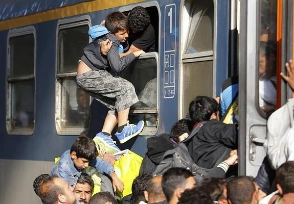 Caos en la estación de tren de Budapest. 