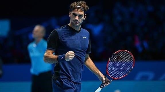 Federer celebra un punto durante la Copa de Maestros. 