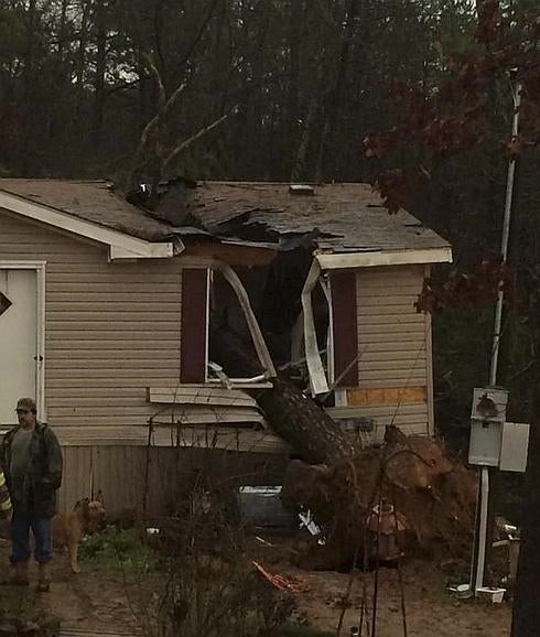 Una casa de Arkansas arrasada por la fuerte tormenta. 