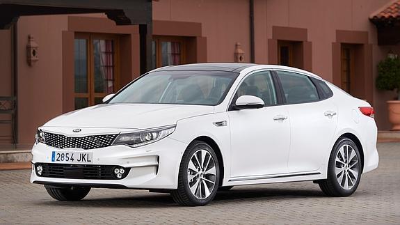 Kia Optima, mucho por poco