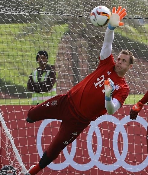 Manuel Neuer, en un entrenamiento. 