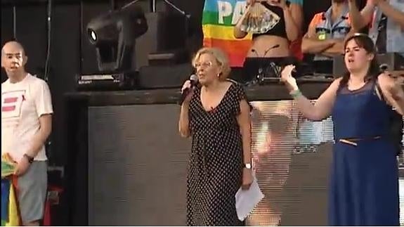 Manuela Carmena, durante el pasado Orgullo Gay en Madrid.