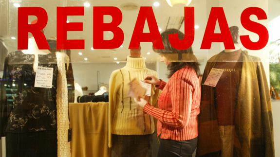 Aumentan las compras online en rebajas.