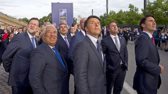 El presidente del Gobierno en funciones, Mariano Rajoy , y primer ministro italiano, Mateo Renzi.