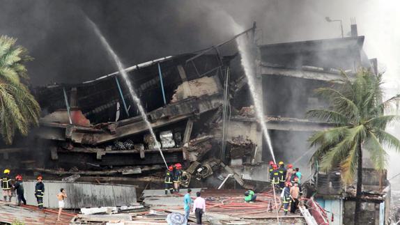 Imagen de la fábrica tras el incendio. 