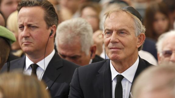 David Cameron y Tony Blair.