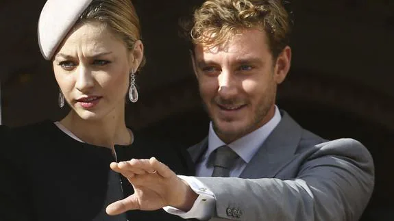 Nace el primer hijo de Pierre Casiraghi y Beatrice Borromeo El