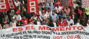 UGT y CC OO acusan a Fade de aprovechar la desaceleración para plantear recortes salariales
