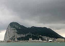 La defensa de Foro Asturias de un “Gibraltar español” revoluciona las redes sociales
