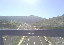 Fomento abre el lunes los 16,8 kilómetros que le faltaban a la autovía del Cantábrico en Galicia