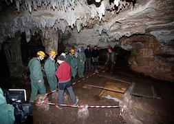 Una visita a la gruta desconocida