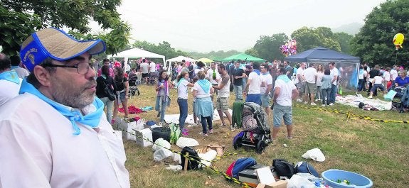 El presidente de la Sociedad de Festejos de Pola de Siero, Jenaro Soto, durante la romería del lunes del Carmín. 