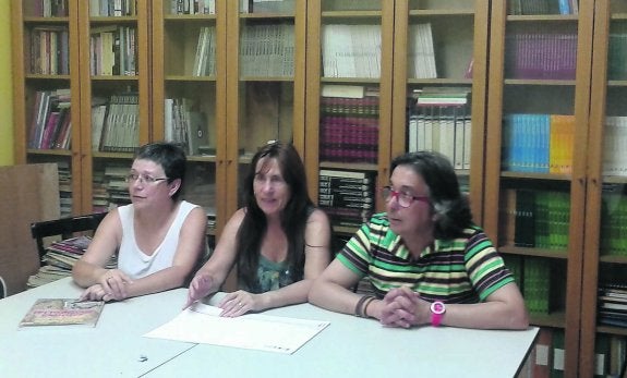 Telly Lorenzo, Marisa Rodríguez Jareño y Javier Martínez Andrade, ayer. 