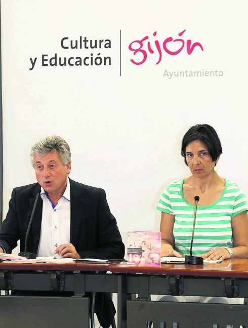 Carlos Rubiera y Liliana Fernández-Peña, en el Antiguo Instituto.