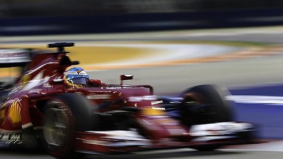 Alonso saldrá quinto mientras que Hamilton logra otra 'pole'