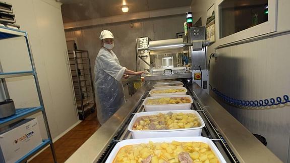 El menú escolar se mantiene en Asturias en 3 euros, el más barato de España