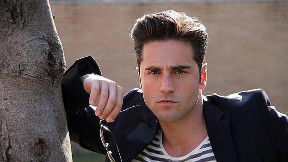 Bustamante cobra mil euros el minuto en un pregón