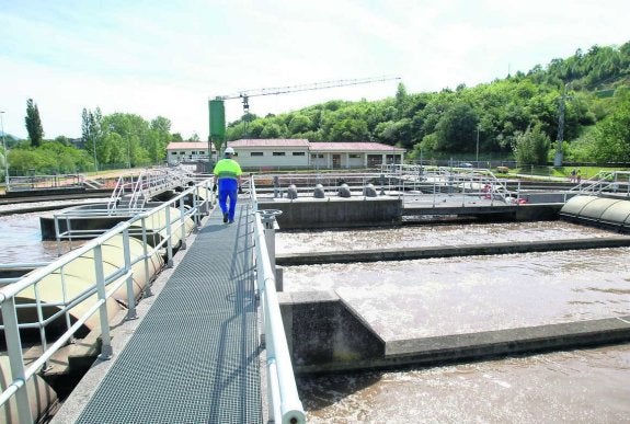 La zona de pretratamiento de la depuradora de Las Caldas. 