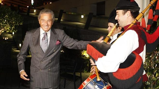 Arturo Fernández: «Estoy acostumbrado a conquistar encima de un escenario, pero por lo que otro escribe»