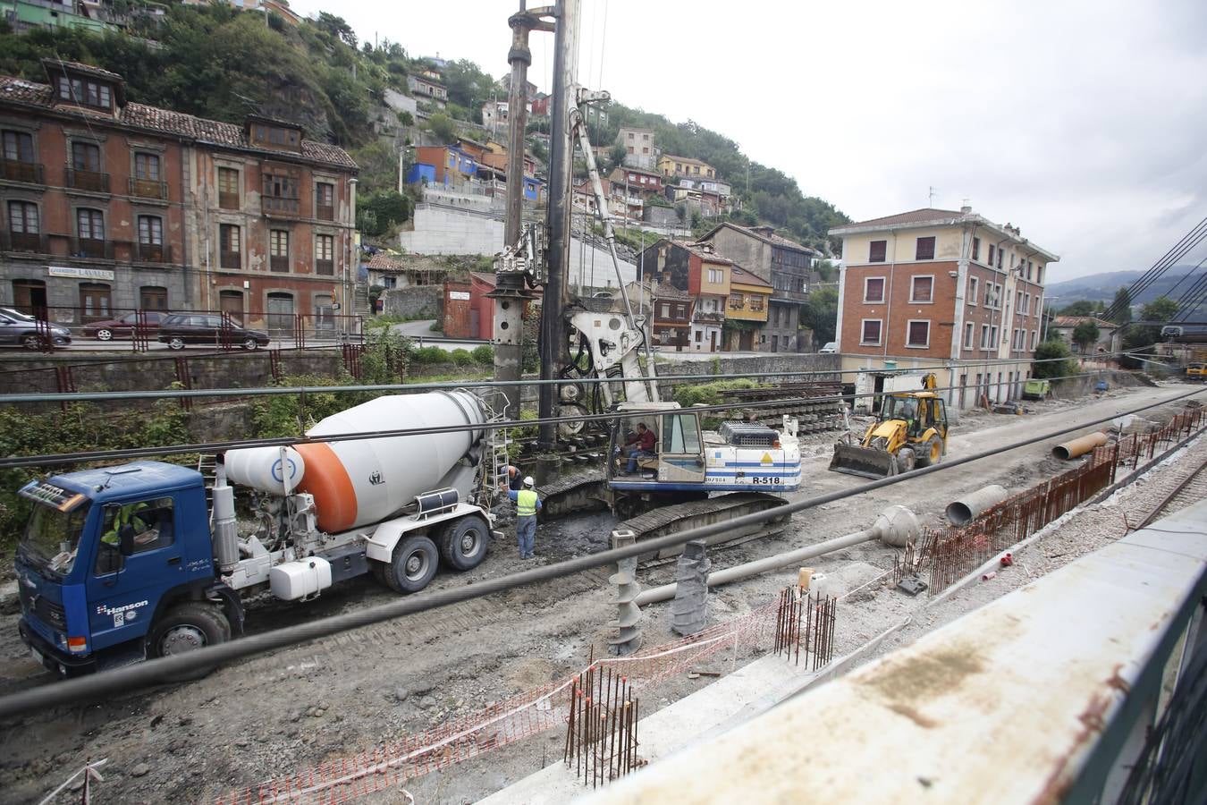 Una imagen reciente del soterramiento de Langreo. 