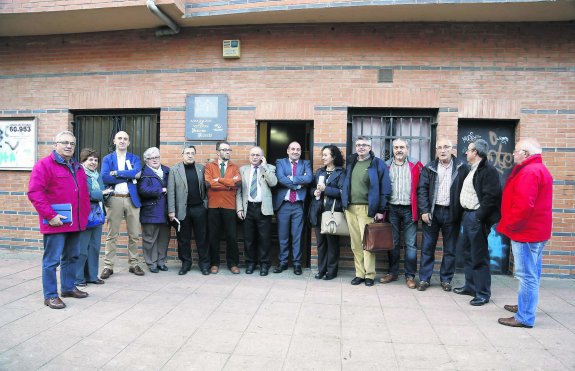 Representantes vecinales se reunieron ayer con el director del Consorcio de Transportes. 