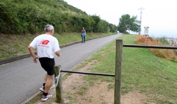 Caminantes en la pista finlandesa. 