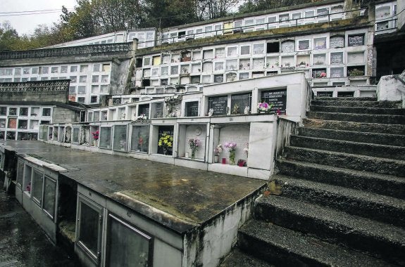 Estado actual del cementerio de La Solana, en El Entrego. 