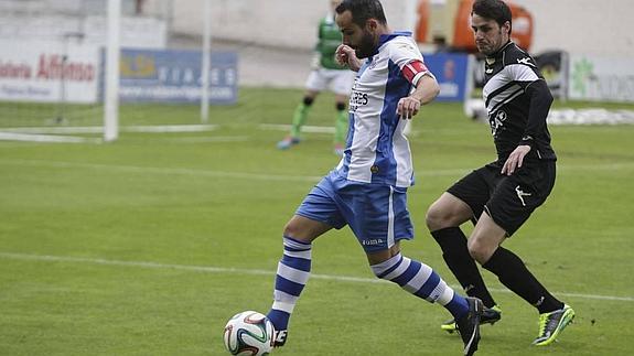 El Real Avilés suma y sigue ante el Zamora (3-1)