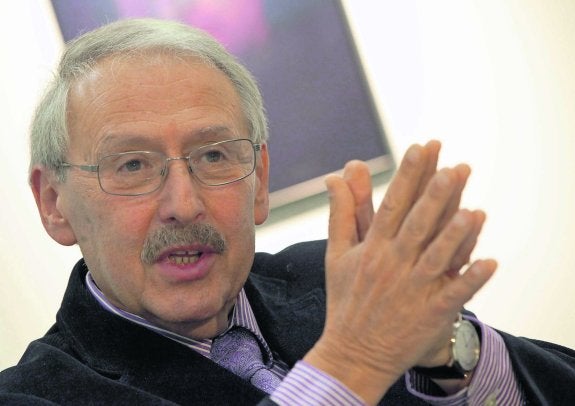 Greg Ludkovsky durante la entrevista mantenida ayer en el ITMA con LA VOZ DE AVILÉS. 