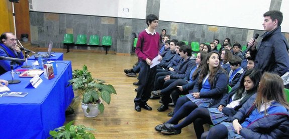 Poesía, Ejército e inmigración en los V Encuentros del Nazaret