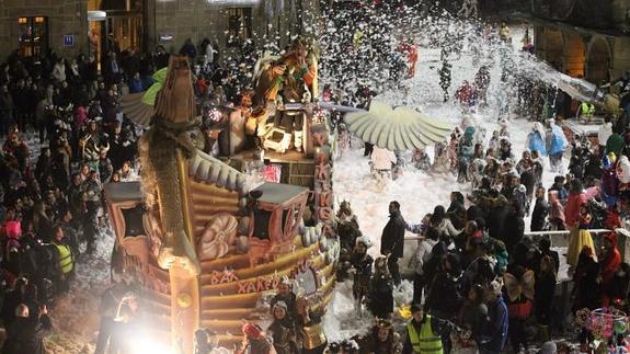 Desembarco vikingo  en la plaza de la Exposición
