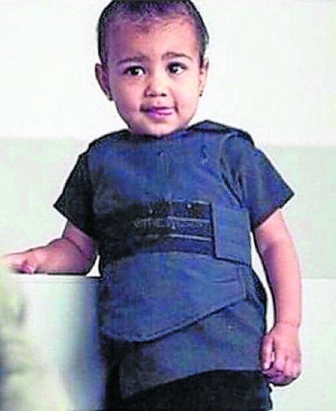 El chaleco antibalas de la hija de Kim Kardashian