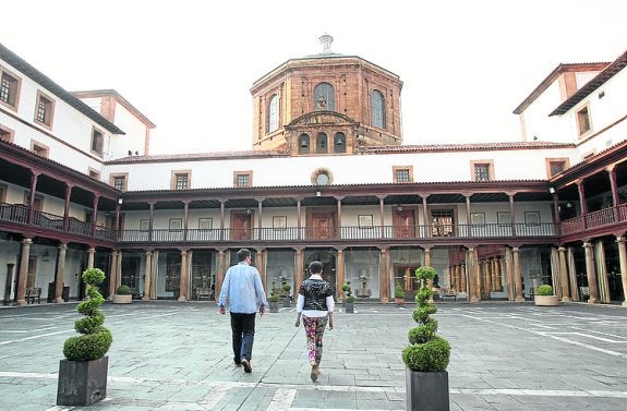 El hotel de la Reconquista.