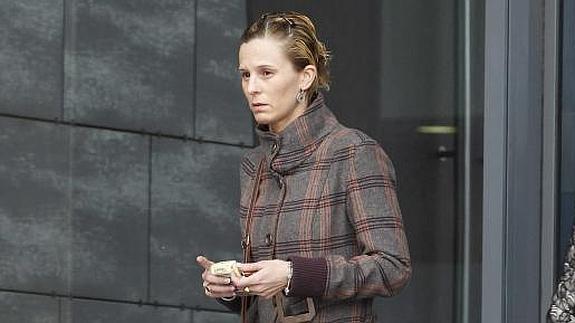 Verónica M. Á., a la salida del juicio en febrero. 