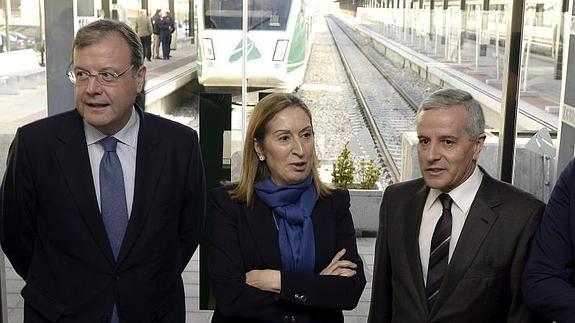 «Es una situación insólita que los trenes tengan que dar marcha atrás para entrar en León»