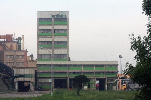 Fertiberia, en Trasona. 
