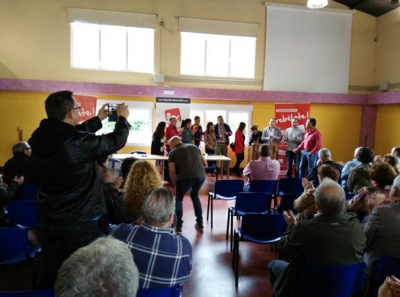 Presentación de la lista de IU en Morcín . 