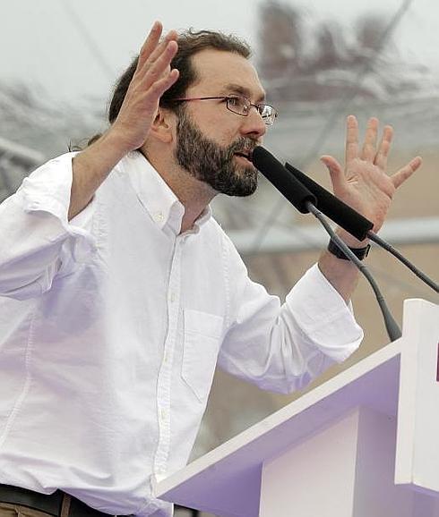 Emilio León, en el mitin del pasado domingo de Podemos en Oviedo.