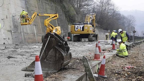 Obras en los túneles de Arobes. 